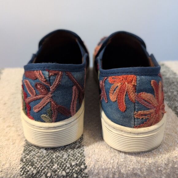 Sofft Shoe Slip On Somers Floral Embroidered Denim Boho Sz 8.5 M Leather Lining - Picture 4 of 8
